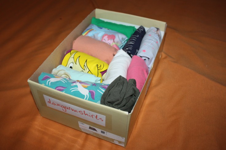 Marie Kondo T-Shirts Kiste