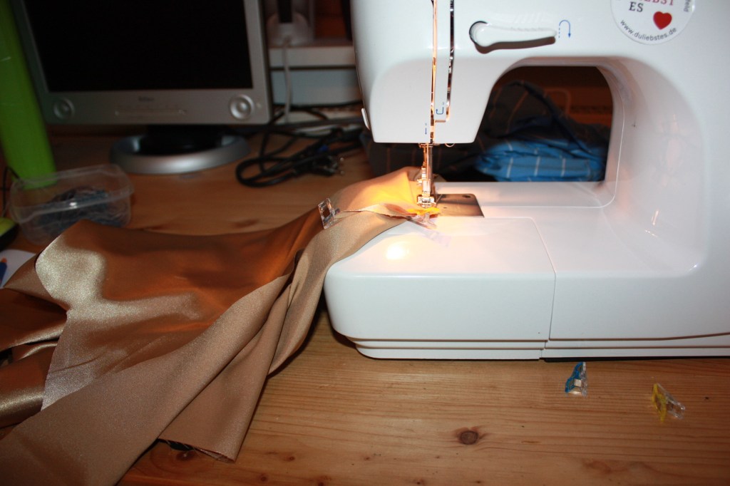 Prinzessinnenkleid Nähmaschine