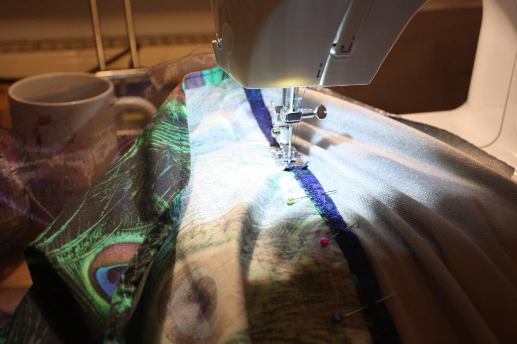 Flügel an ein Oberteil nähen