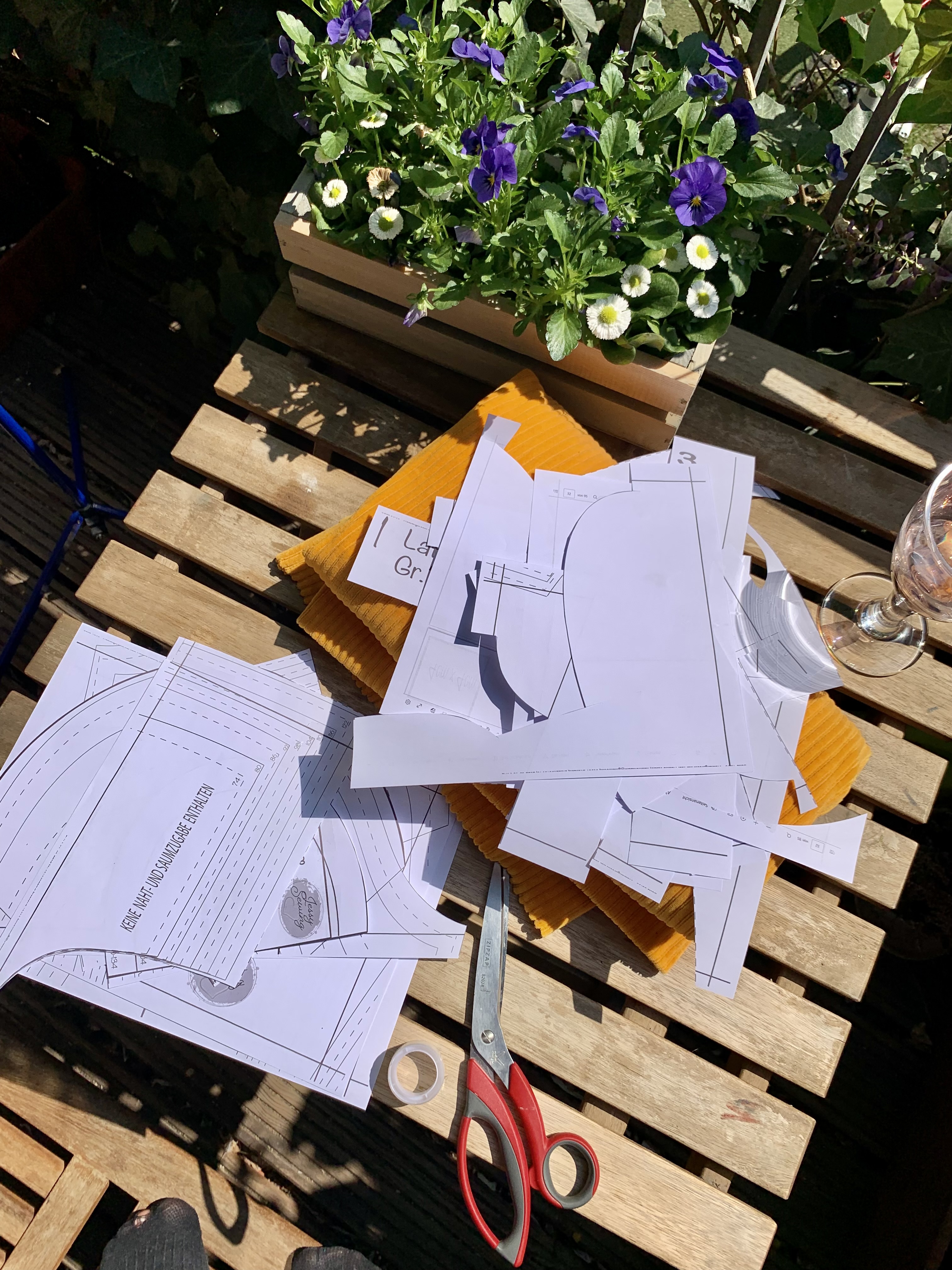 Schnittmuster Kinder Latzhose