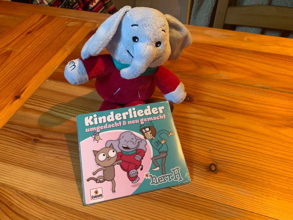 [CD-Tipp] Kinderlieder umgedacht und neu gemacht –&nbsp;herrH