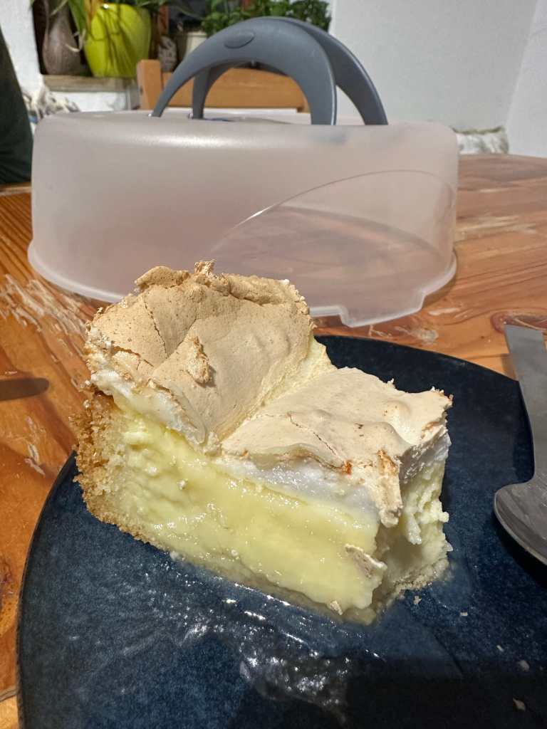 Tröpfchenkuchen Stück auf einem Teller