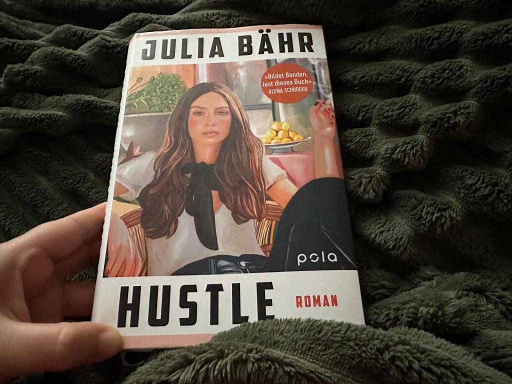 Leseecke: „Hustle“ von Julia Bähr